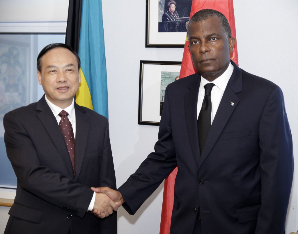 Minister Mitchell&Chinese Ambassador June 23, 2016.   007126