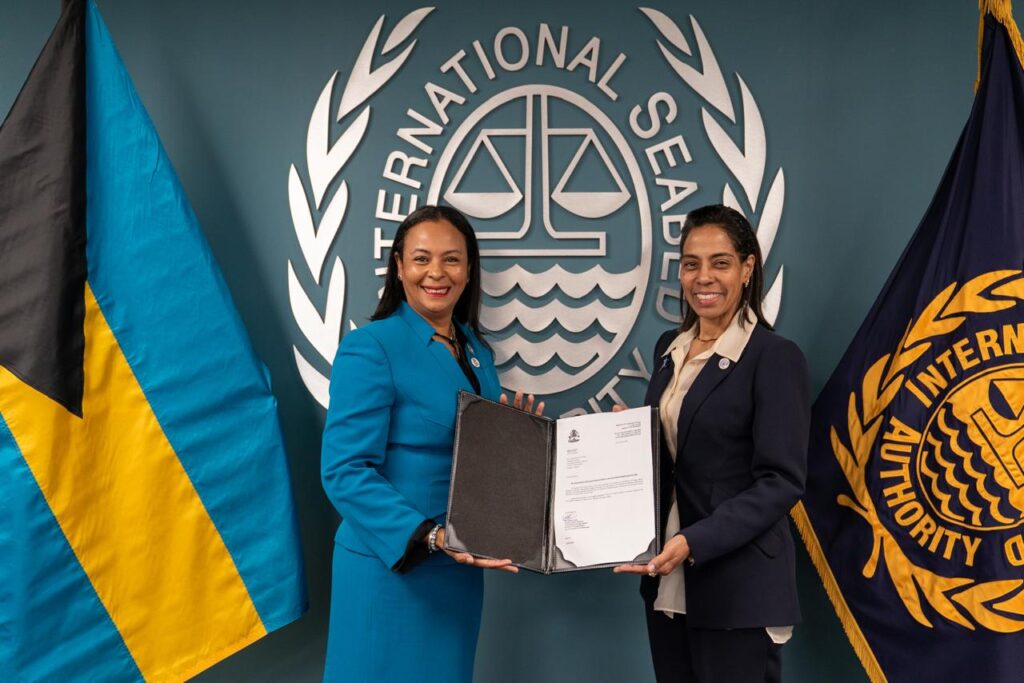 Mrs. Alveta Knight and Ms. Leticia Reis de Carvalho