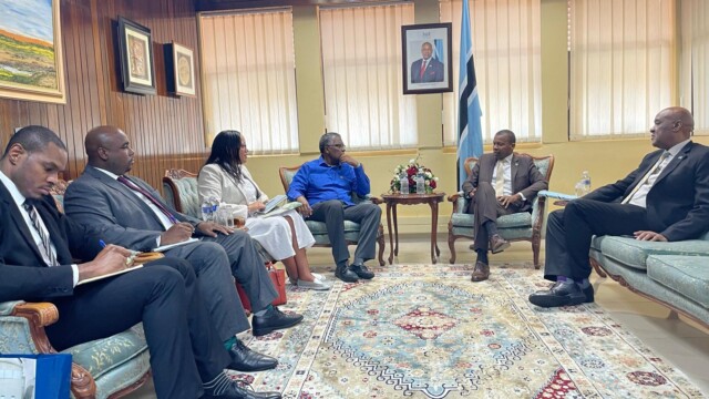 Minister the Hon. Frederick A. Mitchell and Director General Ali along with Bureau Head Antonio Butler and Foreign Service Officer Kemiko Sands visits the Parliament of Botswana and is greeted by the Deputy Speaker Pono Moatlhodi.